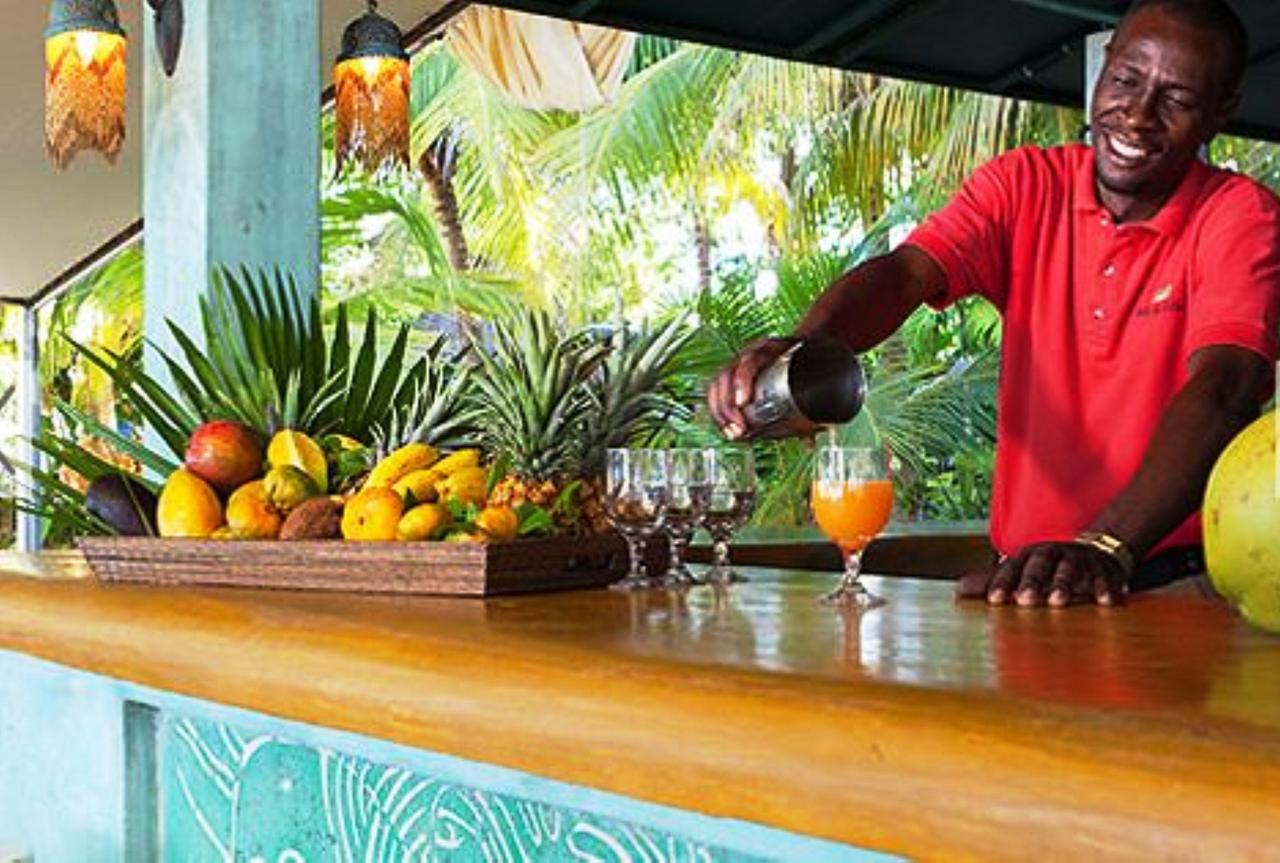 Idle Awhile Beach Hotel Negril Exterior photo